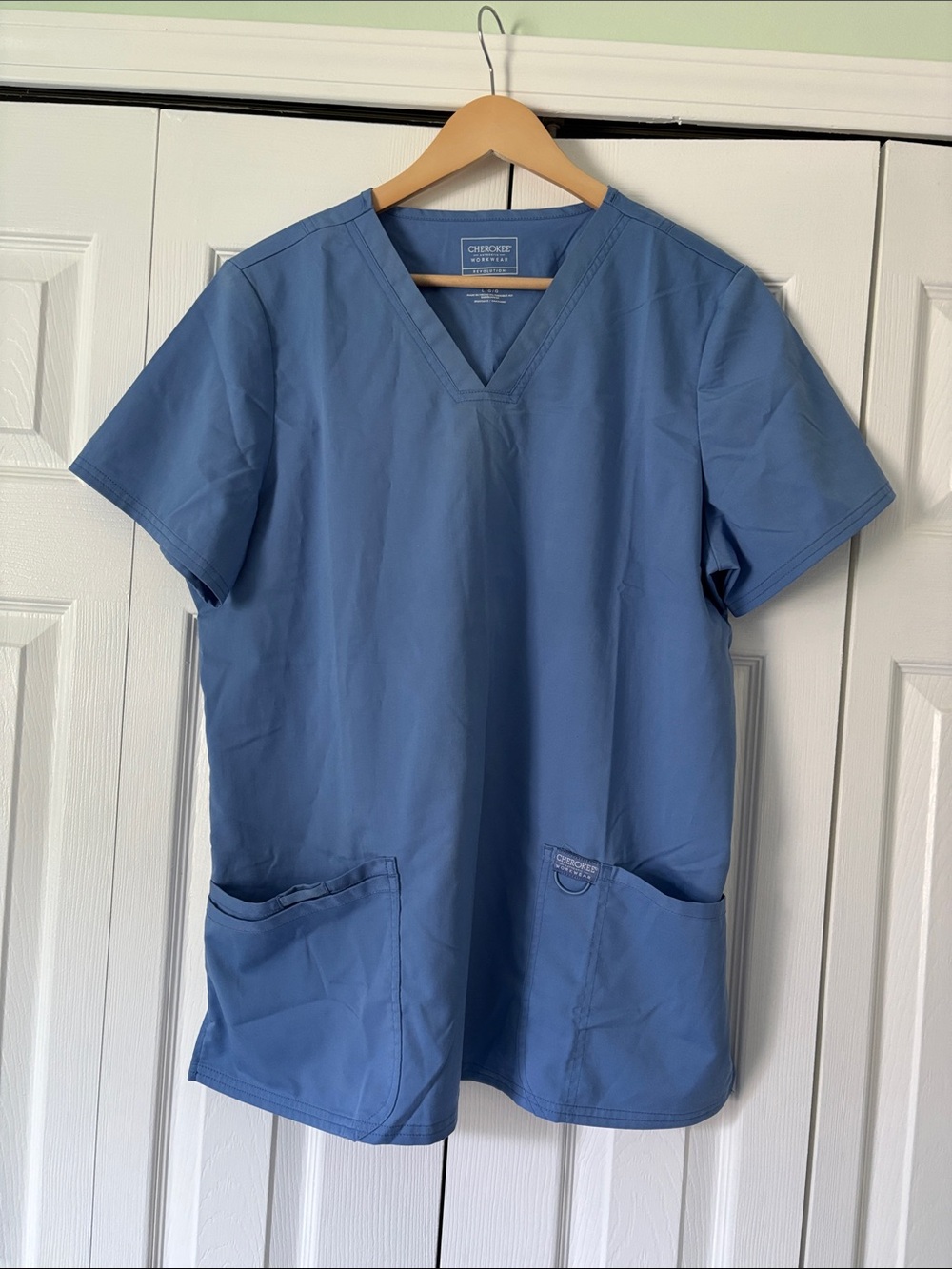 Cherokee Classic V-Neck Scrub Top in Blue